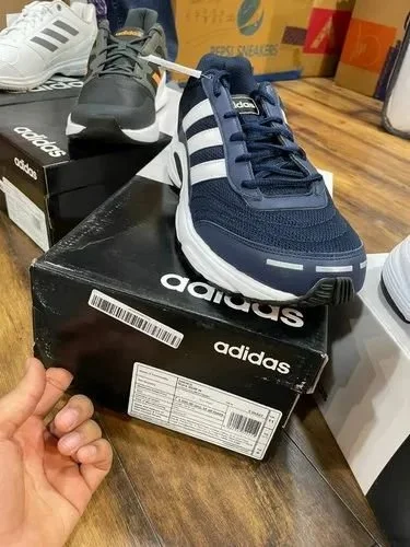 Adidas Shoe Pallet - Image 2