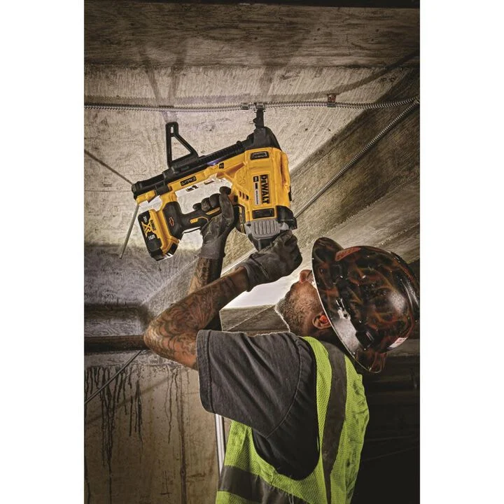 DEWALT 1in Magazine Cordless Concrete Nailer (Bare Tool) - Image 4