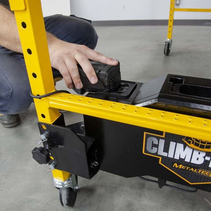 Metaltech Climb-N-Go Complete Motorized Jobsite 6ft Baker Scaffold Kit - Image 4
