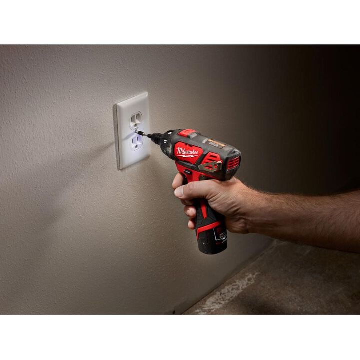 Milwaukee M12 1/4 in. Hex Screwdriver - Image 5