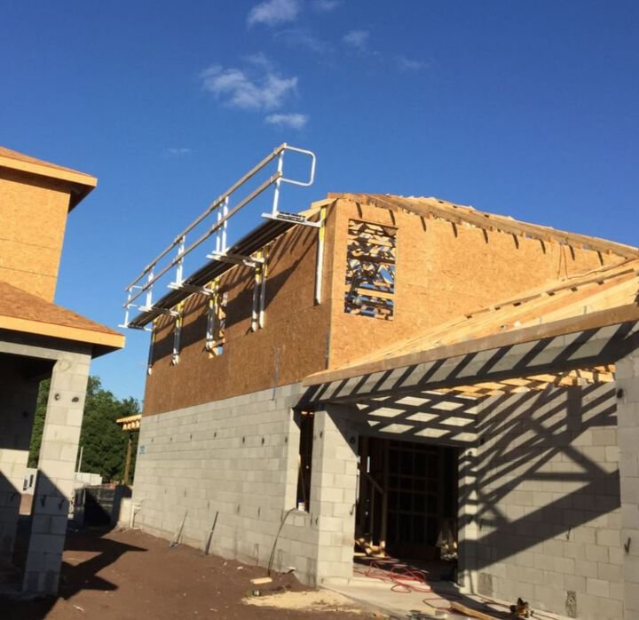 Wall Walker Hanging Scaffold 8' with Guard-rail Posts - Image 2