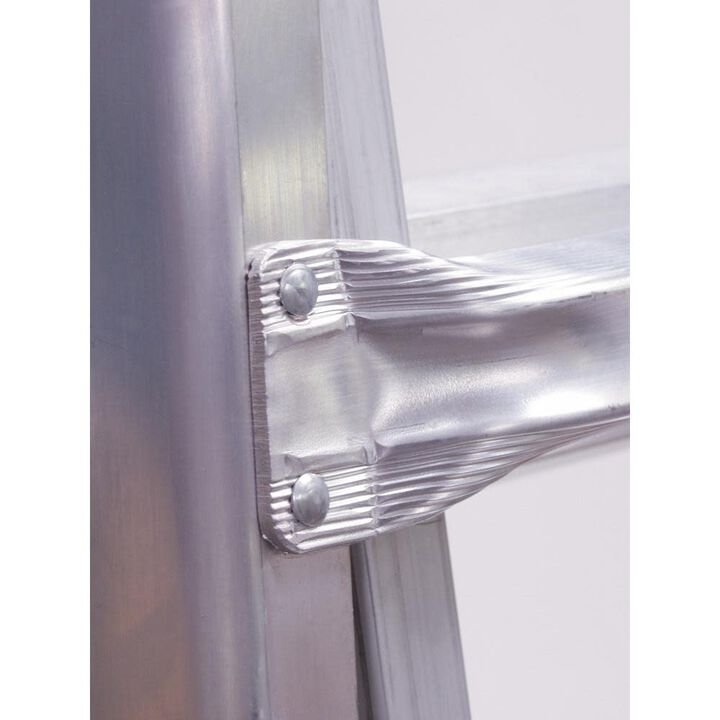Werner 26-ft Aluminum 300-lb Telescoping Type IA Multi-Position Ladder - Image 4