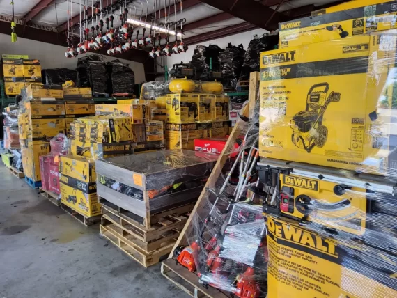 Dewalt Tool pallets - Image 4